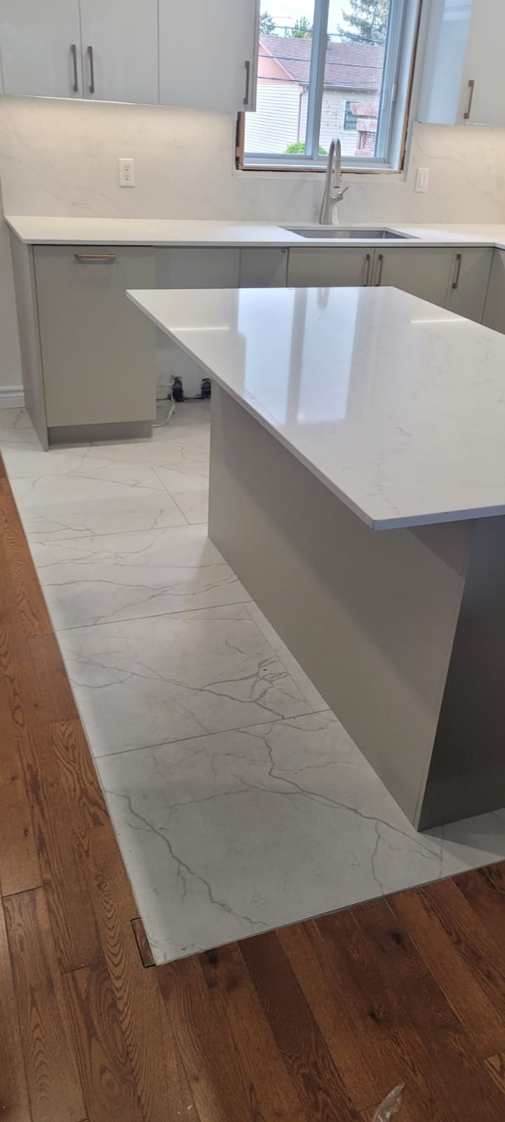 Classic Kitchen Image 4