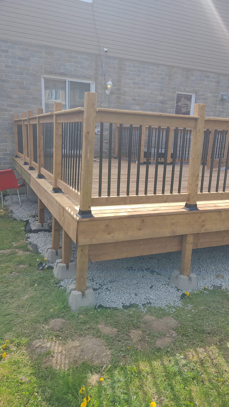 Modern Patio Area Image 2